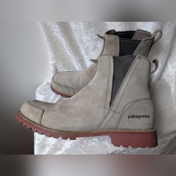 Patagonia Bungee Cord Vibram Sole Healed Chelsea Boot 12 Men\'s Gray Suede